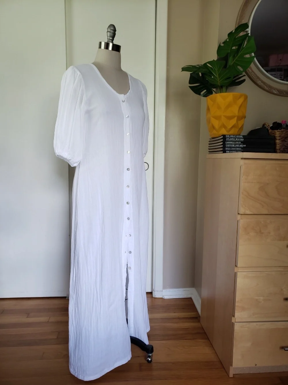 I'm On The Guest List White Party Boho Dress Size Small NEW